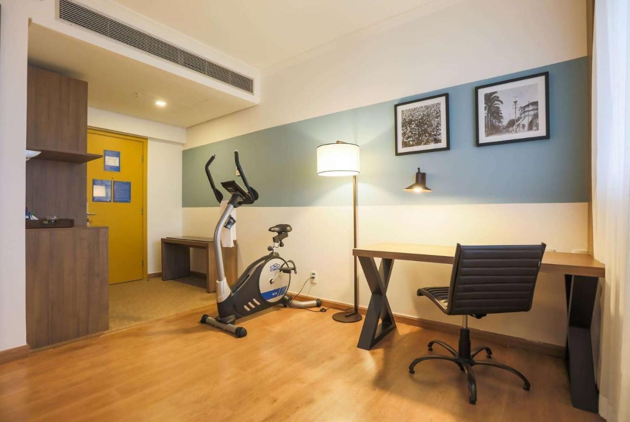 Tryp By Wyndham Ribeirao Preto Hotel Екстериор снимка A typical room at the hotel