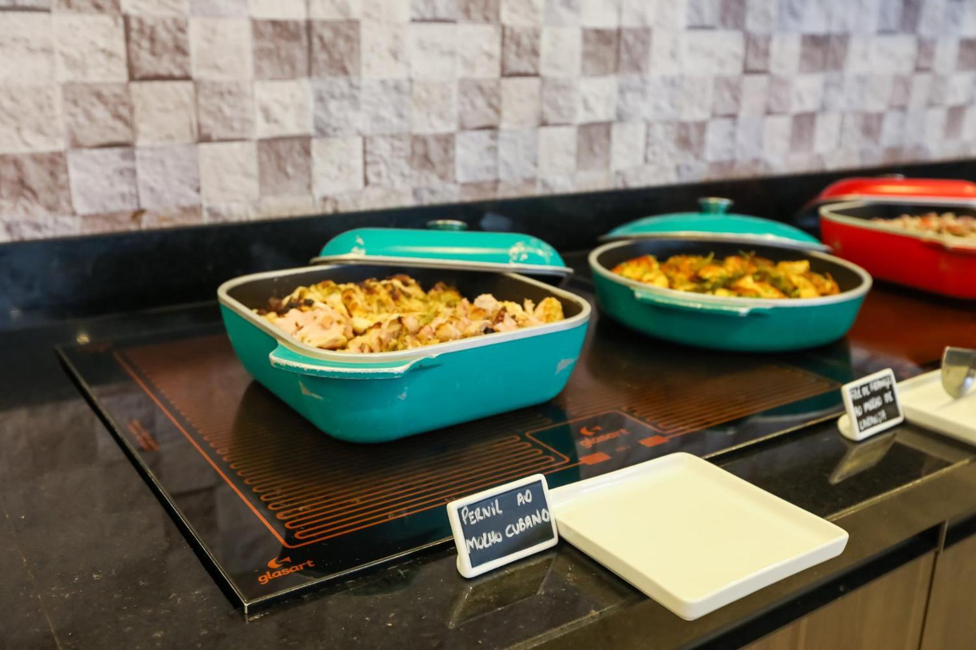 Tryp By Wyndham Ribeirao Preto Hotel Екстериор снимка A hot plate