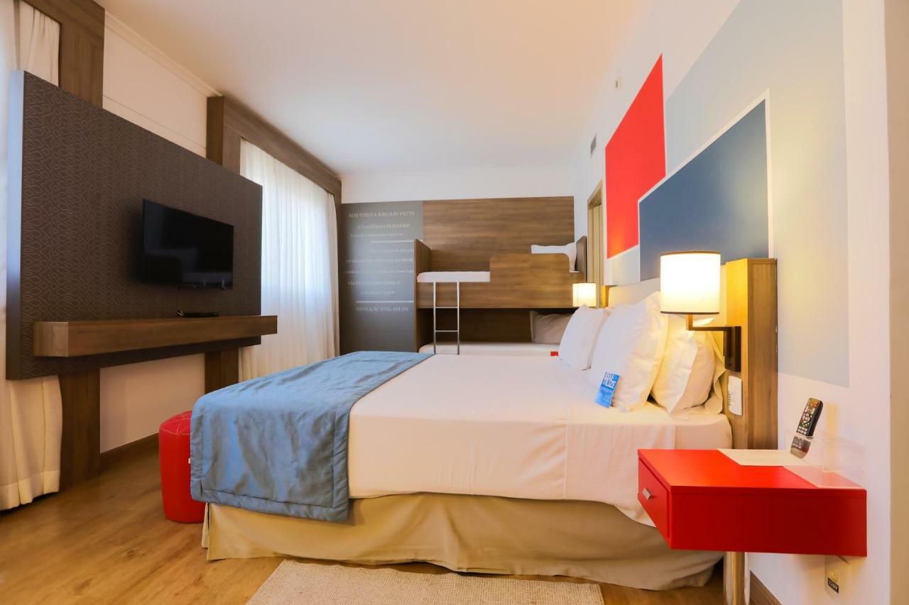 Tryp By Wyndham Ribeirao Preto Hotel Екстериор снимка A room at the hotel